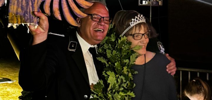 Schützenkönig Manfred mit seiner Frau Claudia